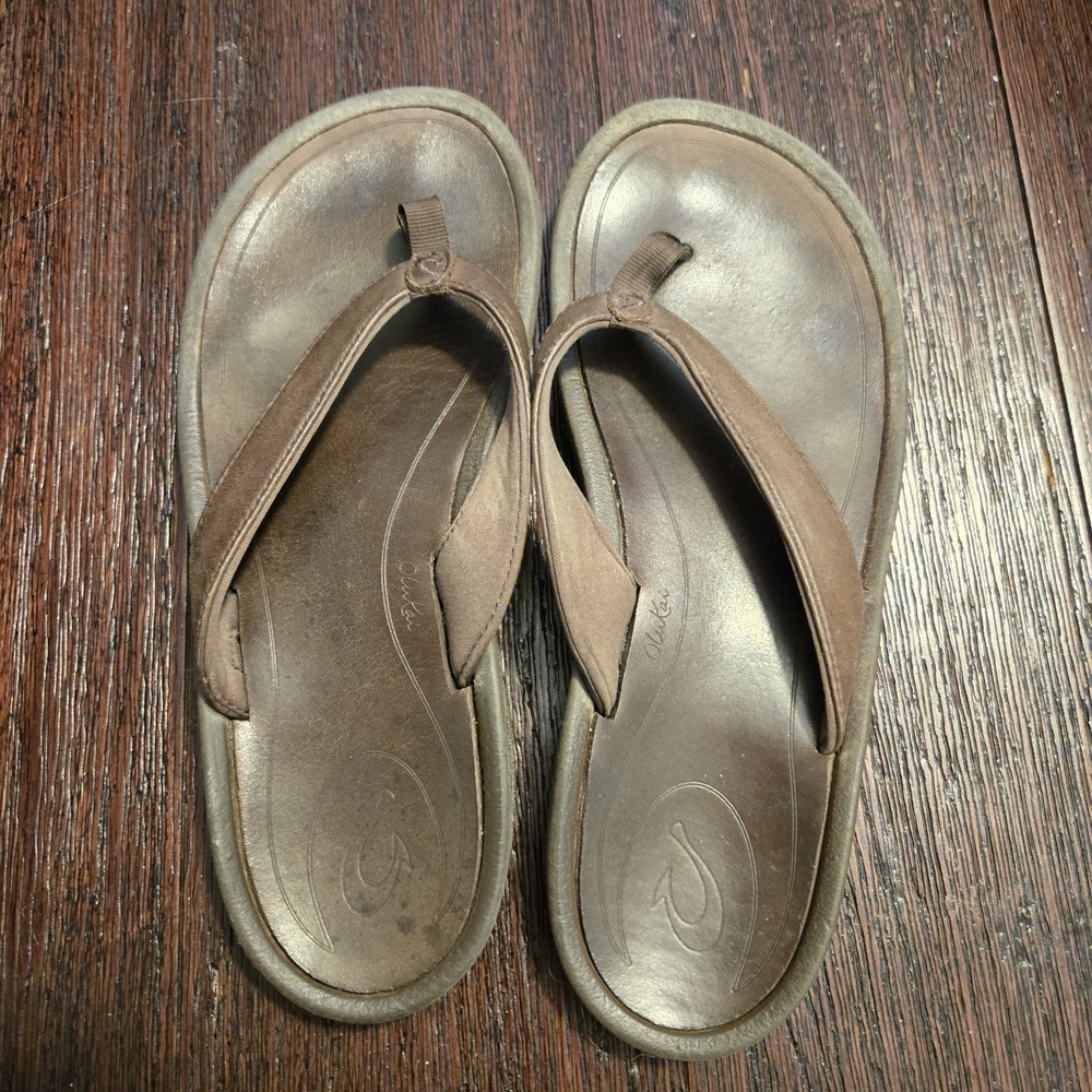 Olukai Women's Flip Flops Size 8.5